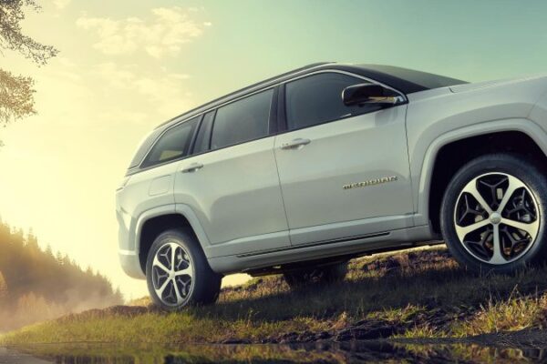 Jeep Meridian 2025: Big Family SUV with 7-Seater Luxury, Advanced ADAS and Starting Price of ₹24.99 Lakh